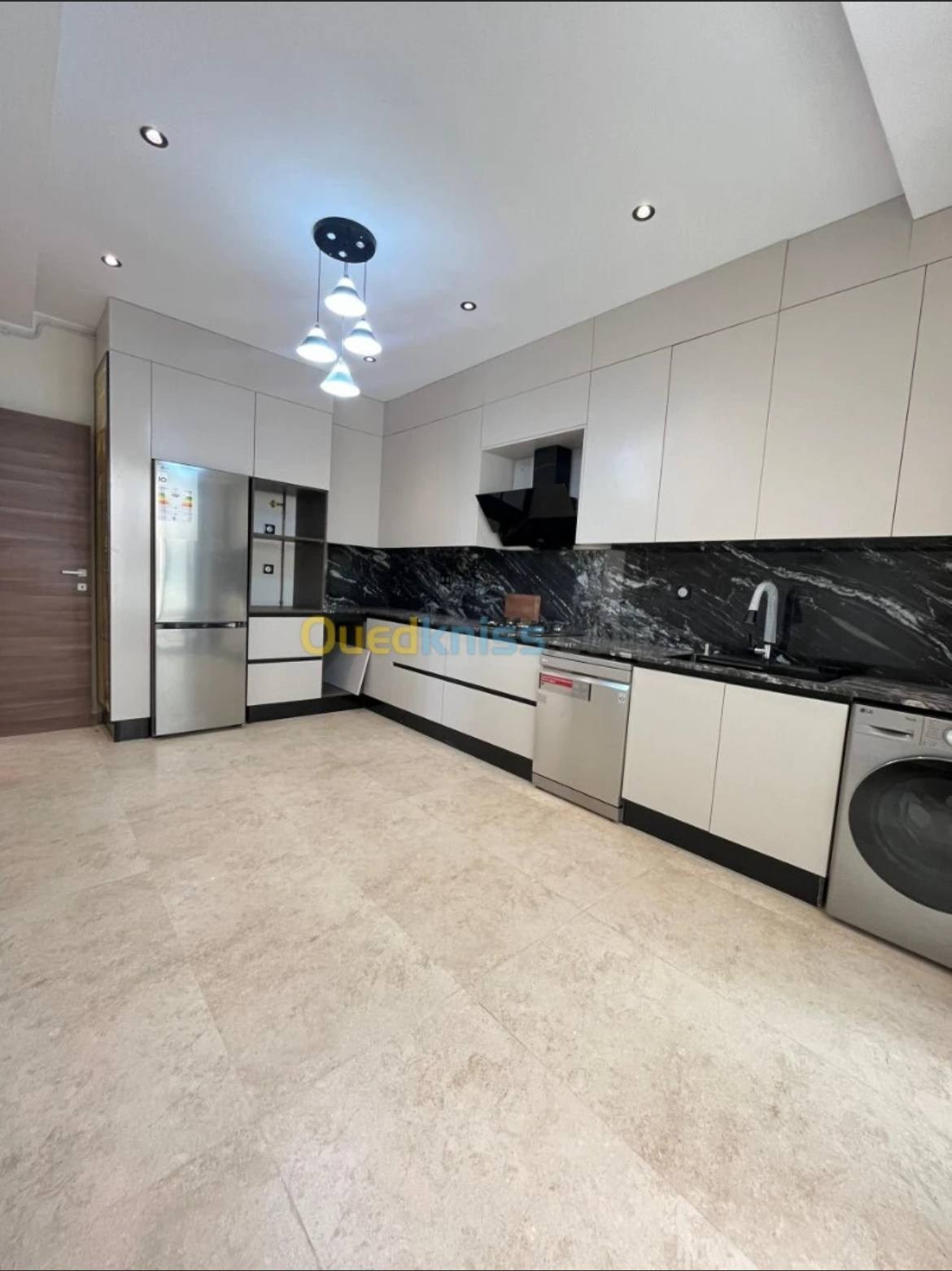 Duplex rénové avec espaces lumineux 2